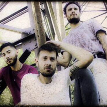 Between Tides, Alternative Rock da Roma